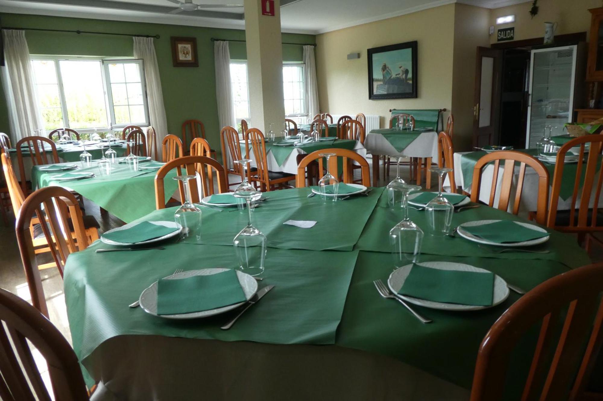 Novellana Hotel Restaurante El Fornon מראה חיצוני תמונה