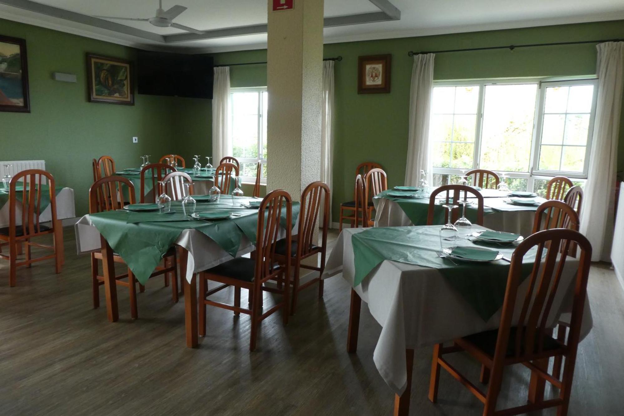 Novellana Hotel Restaurante El Fornon מראה חיצוני תמונה