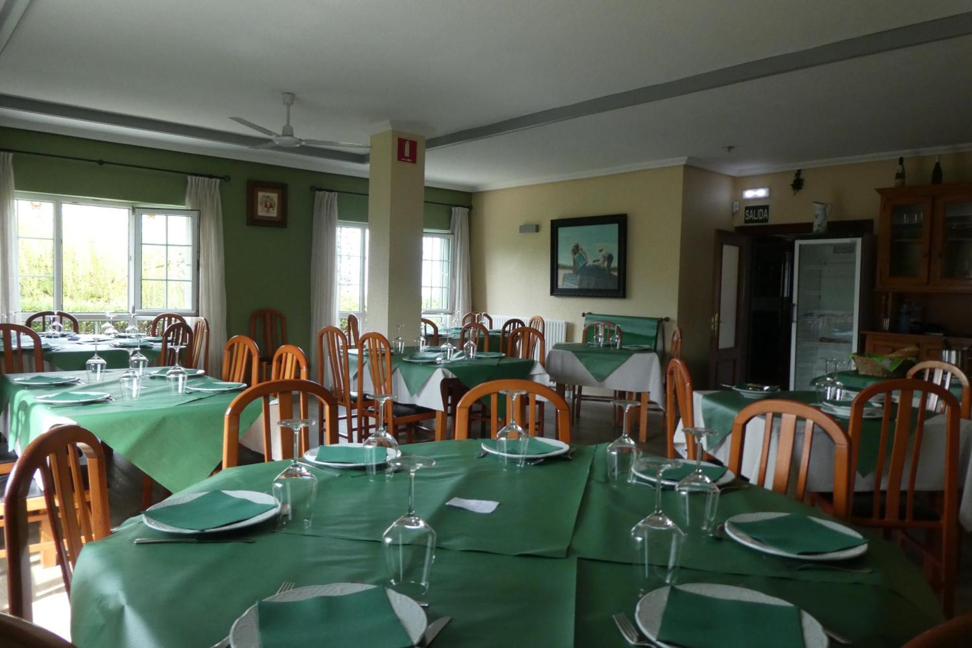 Novellana Hotel Restaurante El Fornon מראה חיצוני תמונה